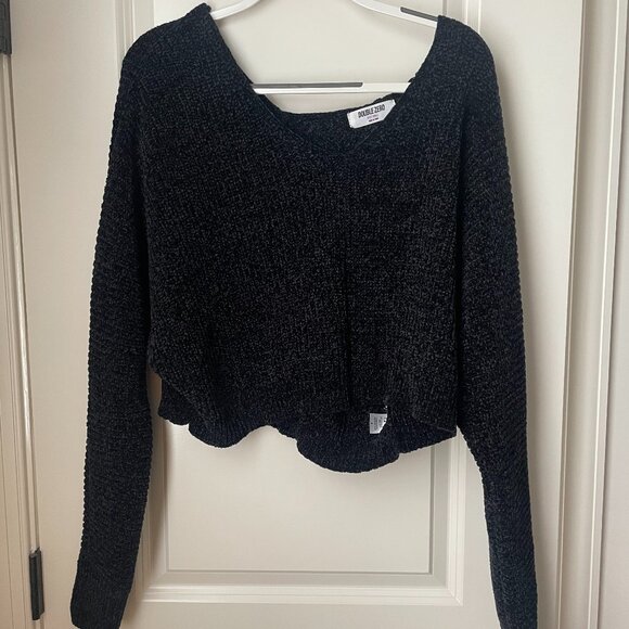 Cropped and Off the Shoulder Black Sweater - Picture 1 of 2